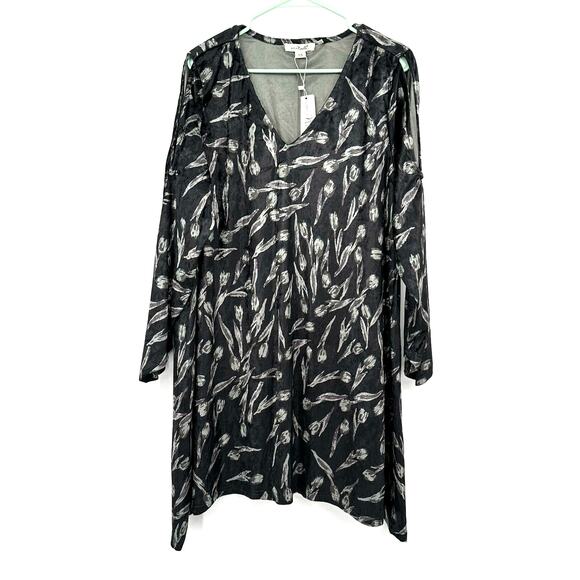 Simply Noelle Size L XL Dress Gray Tulip Crushed Velvet Long Sleeve V Neck NWT - Picture 1 of 7